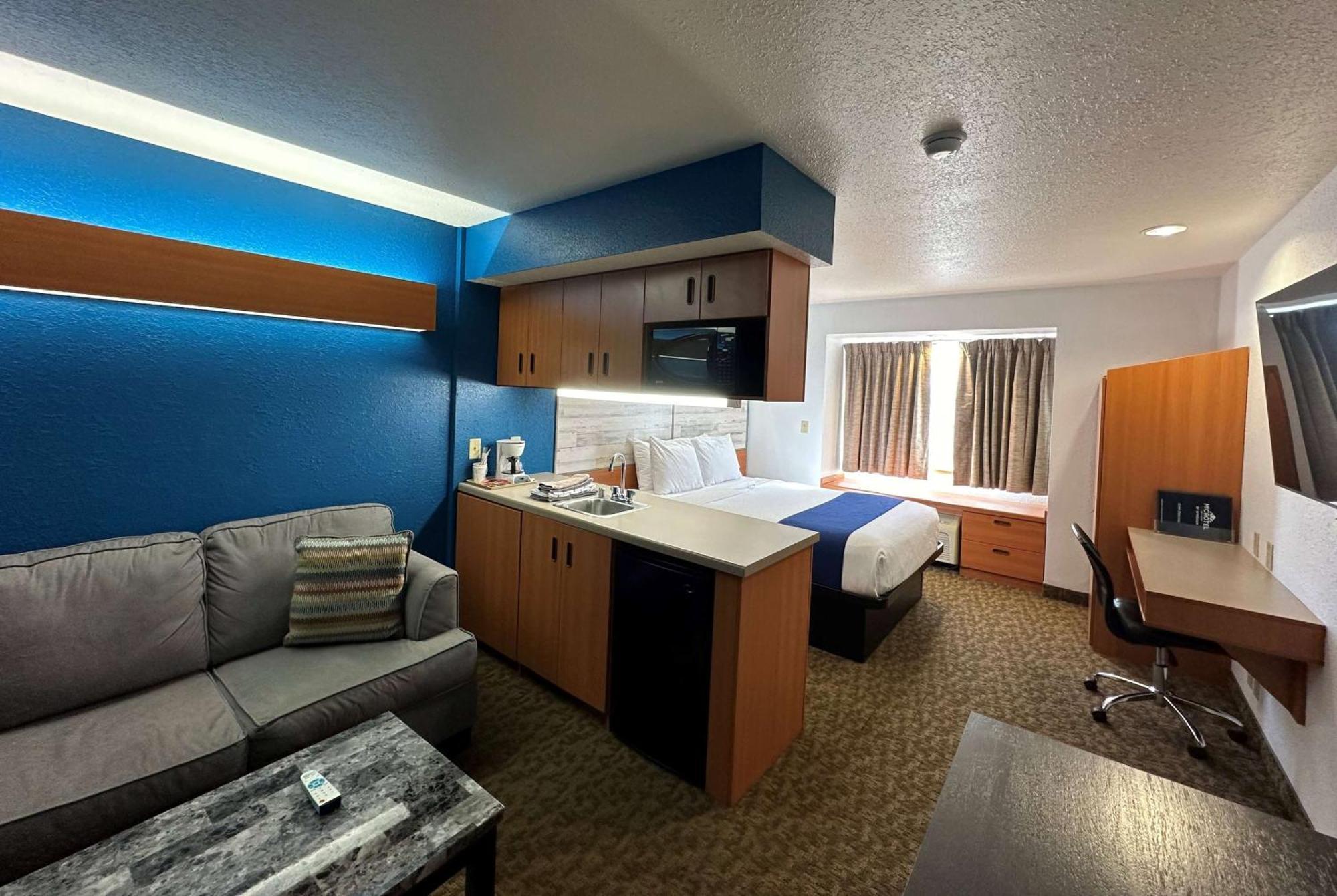 Microtel Inn & Suites Tomah Exterior photo