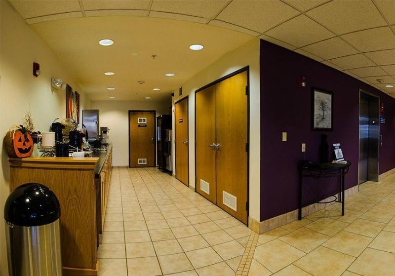 Microtel Inn & Suites Tomah Exterior photo